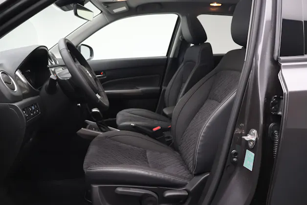 Suzuki Vitara 1.4 T Compact Top Hybrid 4x4