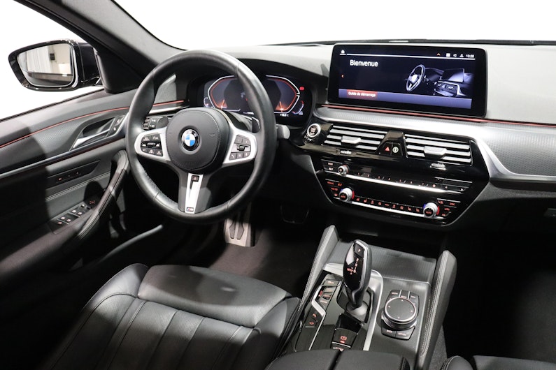 Vehicle image BMW 5 SERIES