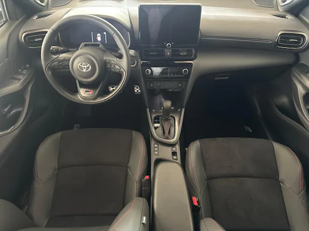Toyota Yaris Cross 1.5 VVT-i HSD GR Sport