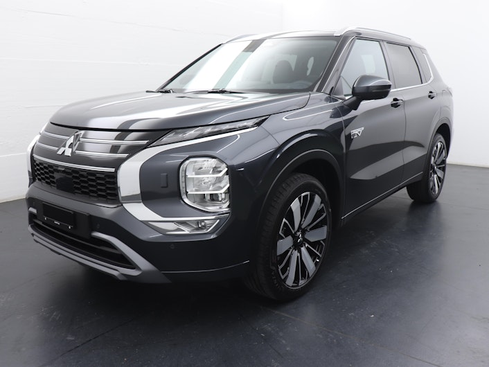 Vehicle image MITSUBISHI OUTLANDER