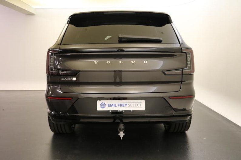 Vehicle image VOLVO EX 90