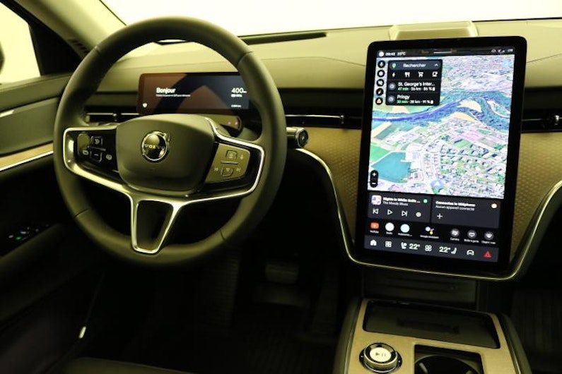 Vehicle image VOLVO EX 90