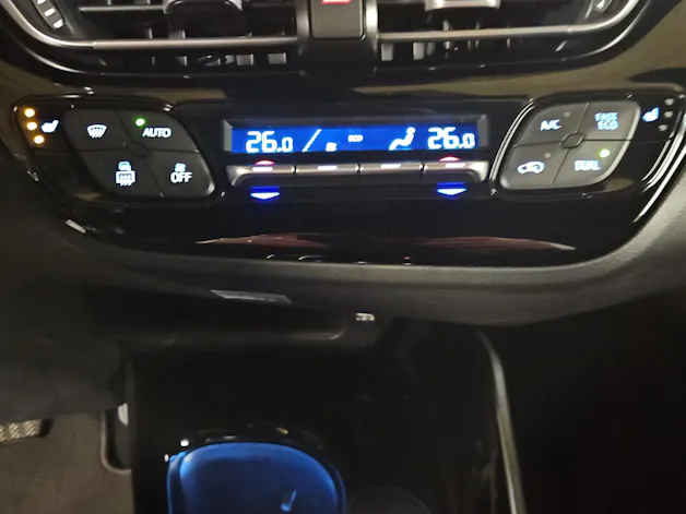 Toyota C-HR 2.0 VVTi HSD Move