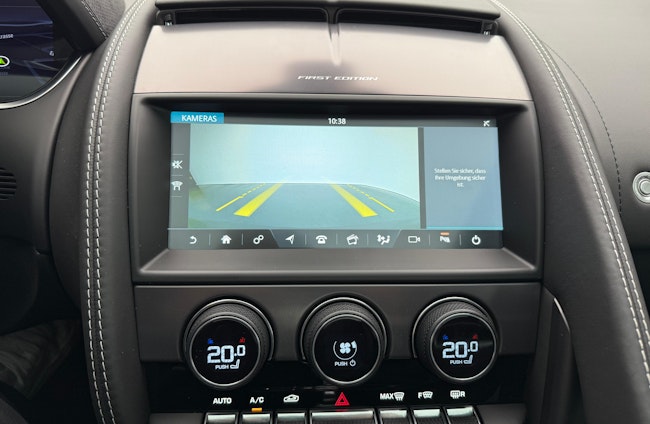 Vehicle image 9 Vehicle image 9