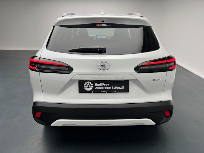 Vehicle image TOYOTA COROLLA CROSS