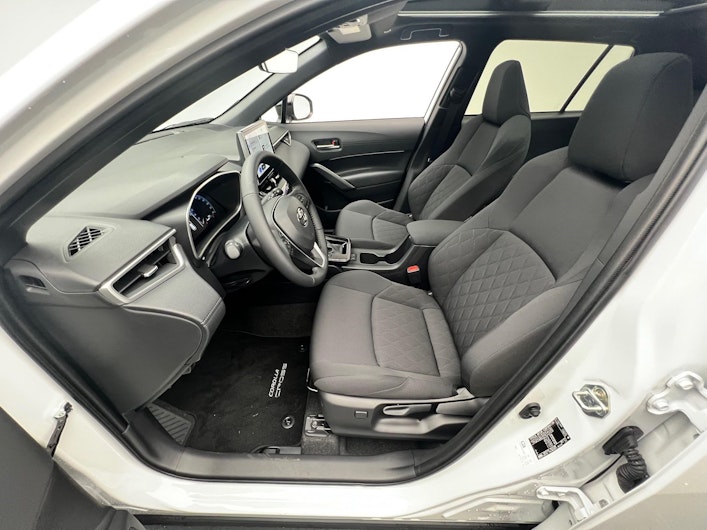 Vehicle image TOYOTA COROLLA CROSS