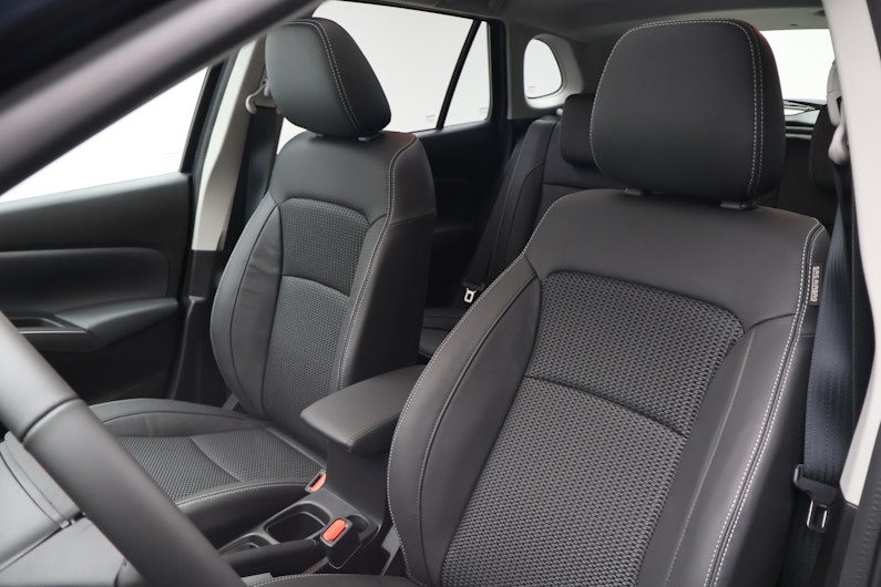 Vehicle image SUZUKI S-CROSS