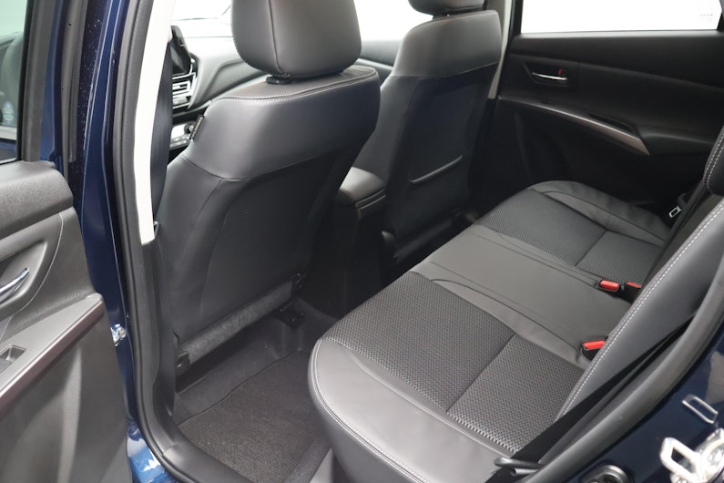 Vehicle image SUZUKI S-CROSS