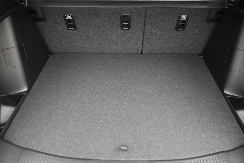 Vehicle image SUZUKI S-CROSS