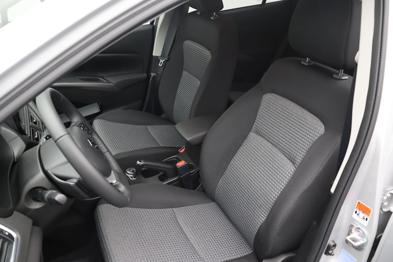 Vehicle image SUZUKI S-CROSS