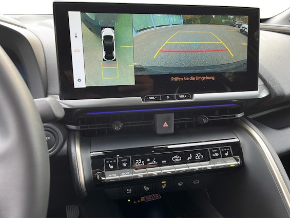 Vehicle image 9 Vehicle image 9