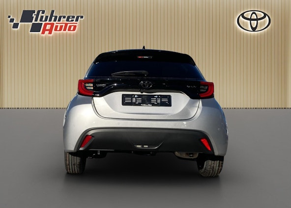 Vehicle image 5 Vehicle image 5