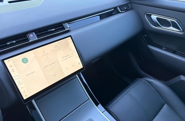 Vehicle image 15 Vehicle image 15