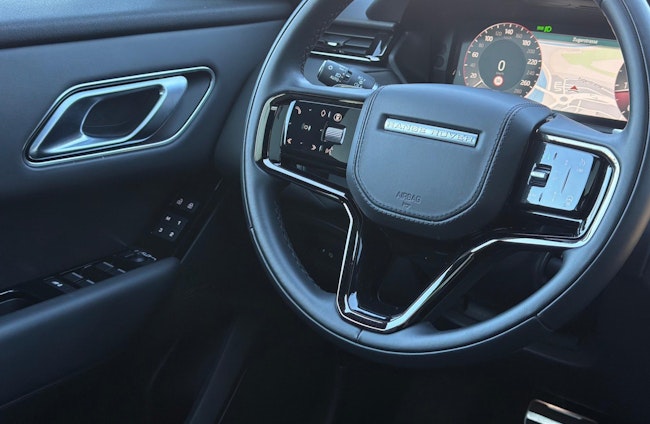 Vehicle image 10 Vehicle image 10