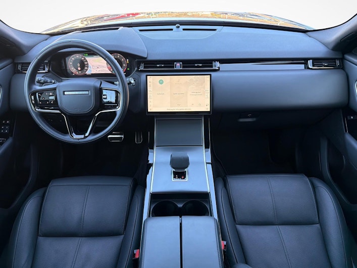 Vehicle image LAND ROVER RANGE ROVER VELAR