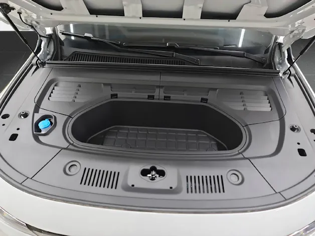 Leapmotor C10 EV AWD 598 PS