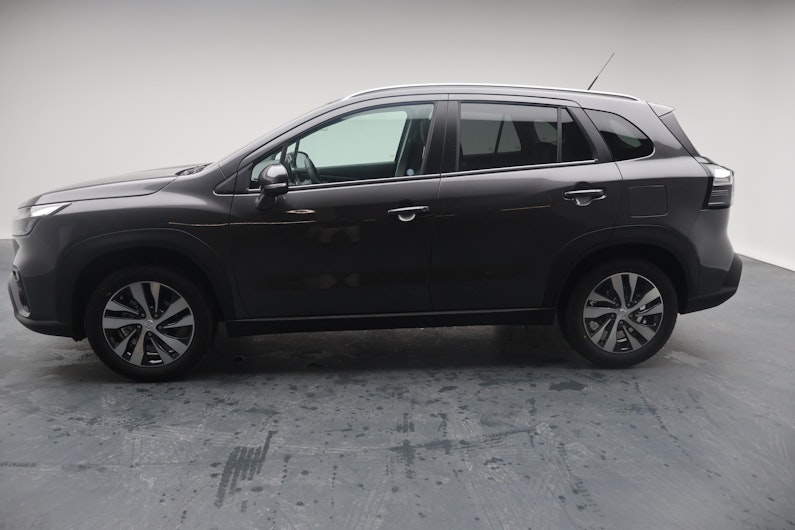 Vehicle image SUZUKI S-CROSS