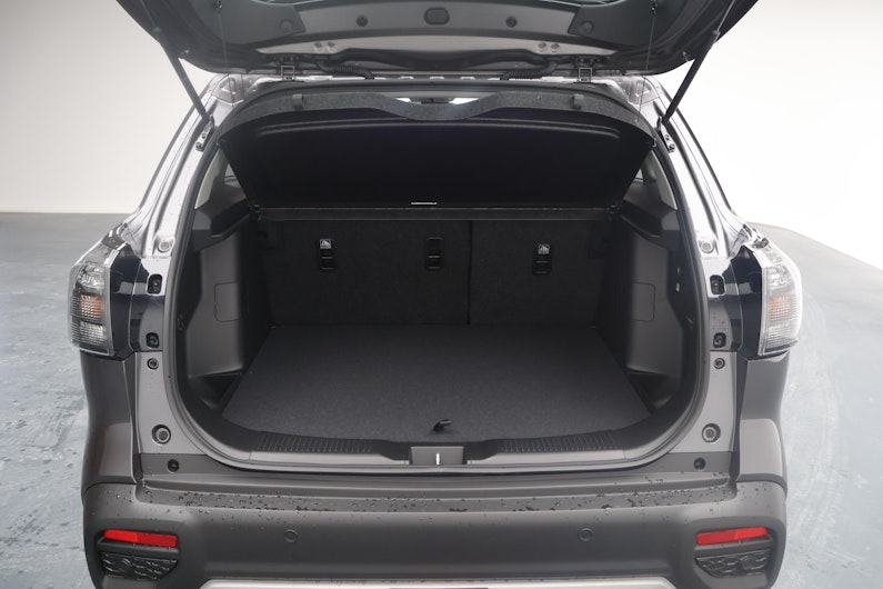 Vehicle image SUZUKI S-CROSS