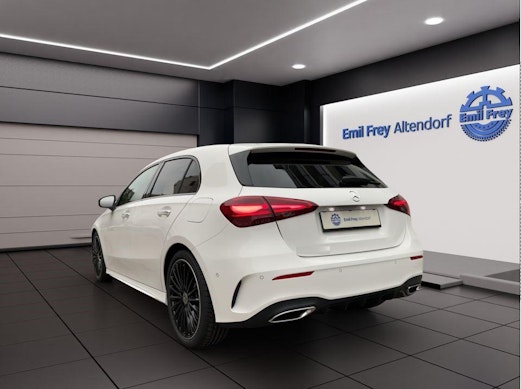 MERCEDES-BENZ A 180 Night Star AMG Line 3