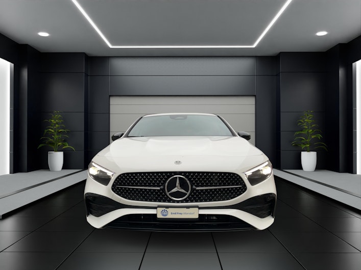 Vehicle image MERCEDES-BENZ A 180