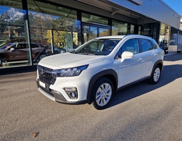 Vehicle image SUZUKI S-CROSS 0 Vehicle image SUZUKI S-CROSS 0