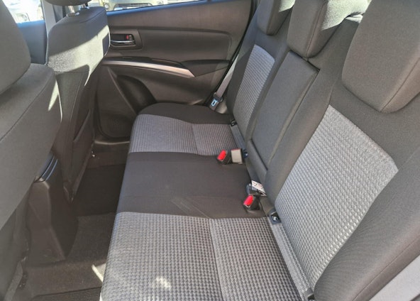 Vehicle image 9 Vehicle image 9