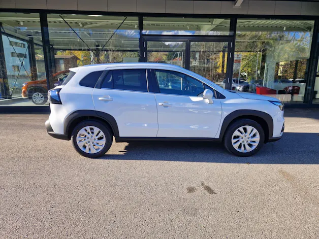 Suzuki S-Cross 1.4 T Compact+ Hybrid 4x4