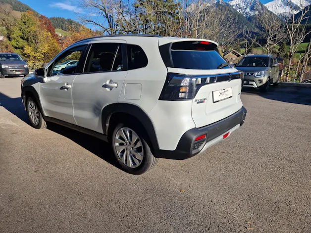 Suzuki S-Cross 1.4 T Compact+ Hybrid 4x4