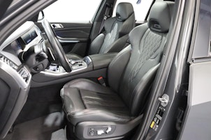 Vehicle image BMW X5 45e xDrive SAG