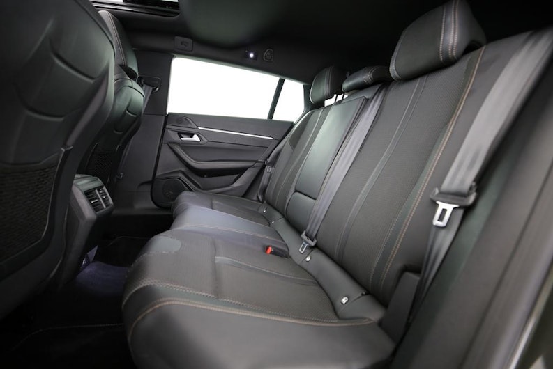 Vehicle image PEUGEOT 508