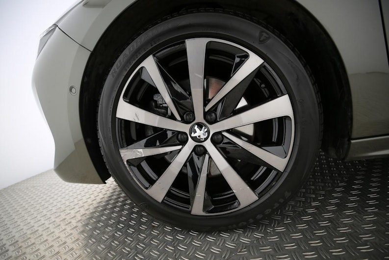 Vehicle image PEUGEOT 508