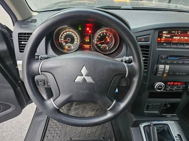 Mitsubishi Pajero 3.2 DID Profi