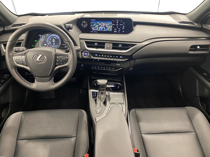Vehicle image LEXUS UX