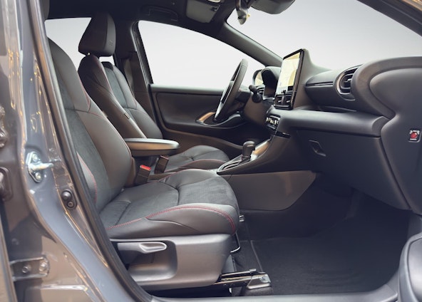 Vehicle image 15 Vehicle image 15