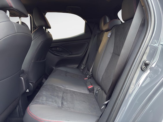 Vehicle image 14 Vehicle image 14