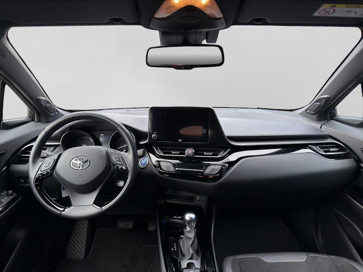 Vehicle image TOYOTA C-HR