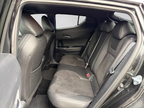 Vehicle image TOYOTA C-HR 2.0 VVTi HSD Move