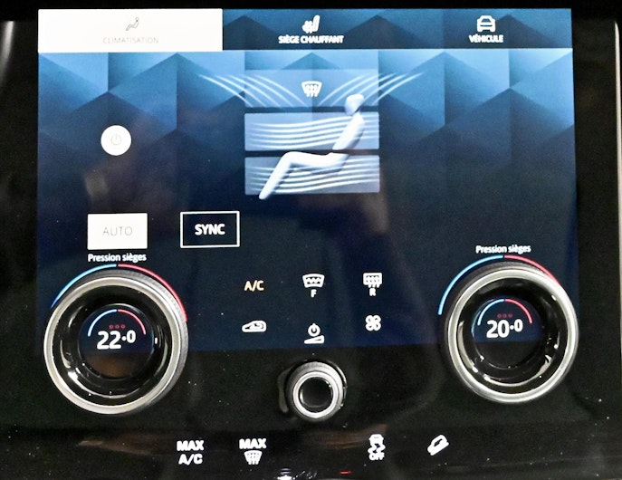 Vehicle image LAND ROVER RANGE ROVER EVOQUE