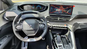 Peugeot 3008 300e Hybrid4 Allure Pack EAT8 Helvetia