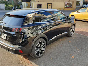 Peugeot 3008 225e Hybrid2 Allure Pack EAT8 Helvetia