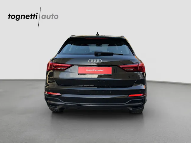 Audi Q3 45 TFSI S line quattro S-tronic