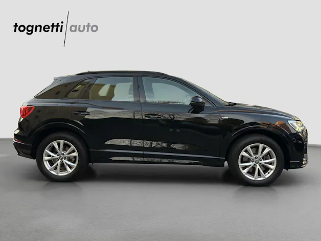Audi Q3 45 TFSI S line quattro S-tronic
