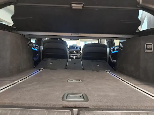 BMW 520d xDr 48VTour Pure M S