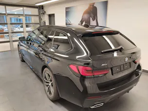 BMW 520d xDr 48VTour Pure M S