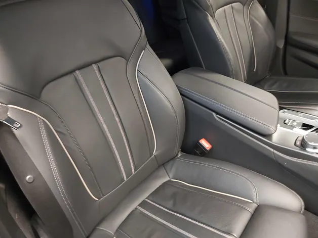 BMW 520d xDr 48VTour Pure M S