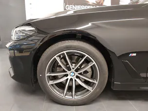 BMW 520d xDr 48VTour Pure M S