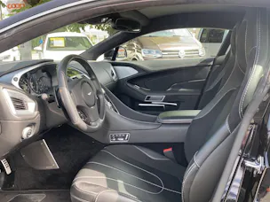 Aston Martin Vanquish V12 5.9-48 Touchtronic 2