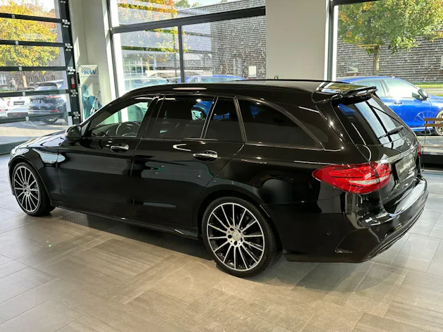 Mercedes-Benz C 43 AMG 4Matic 9G-Tronic