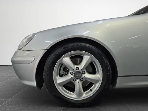 Mercedes-Benz SLK 320