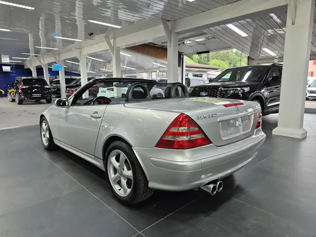 Mercedes-Benz SLK 320